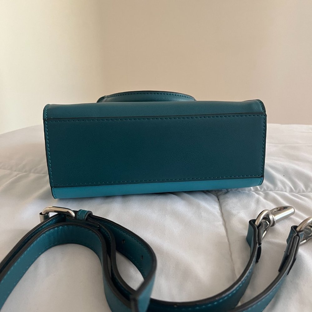 Blue Echo 1 Satchel - Picture 3 of 5
